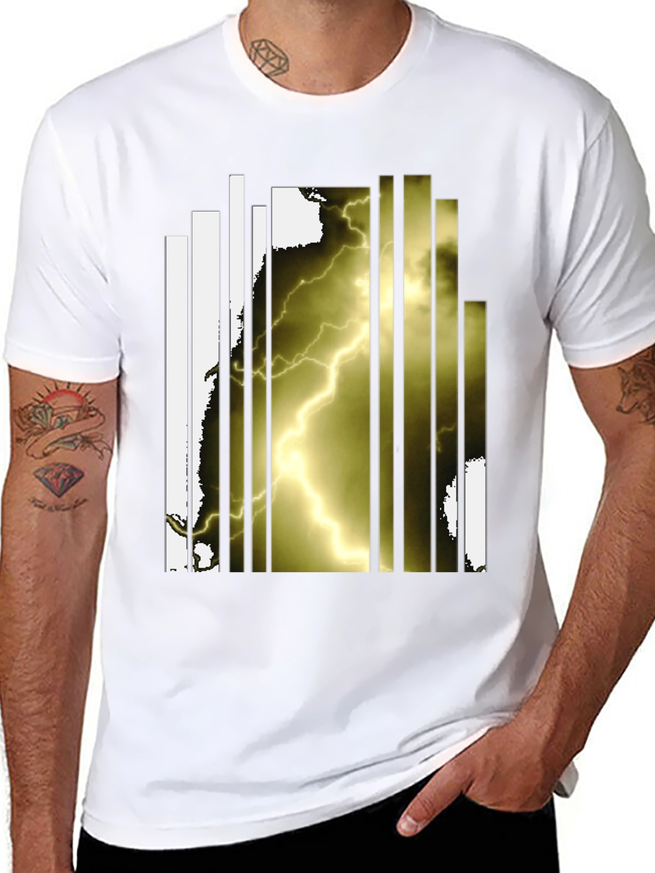 Lightning Graphic Black T-Shirt - Modern Design