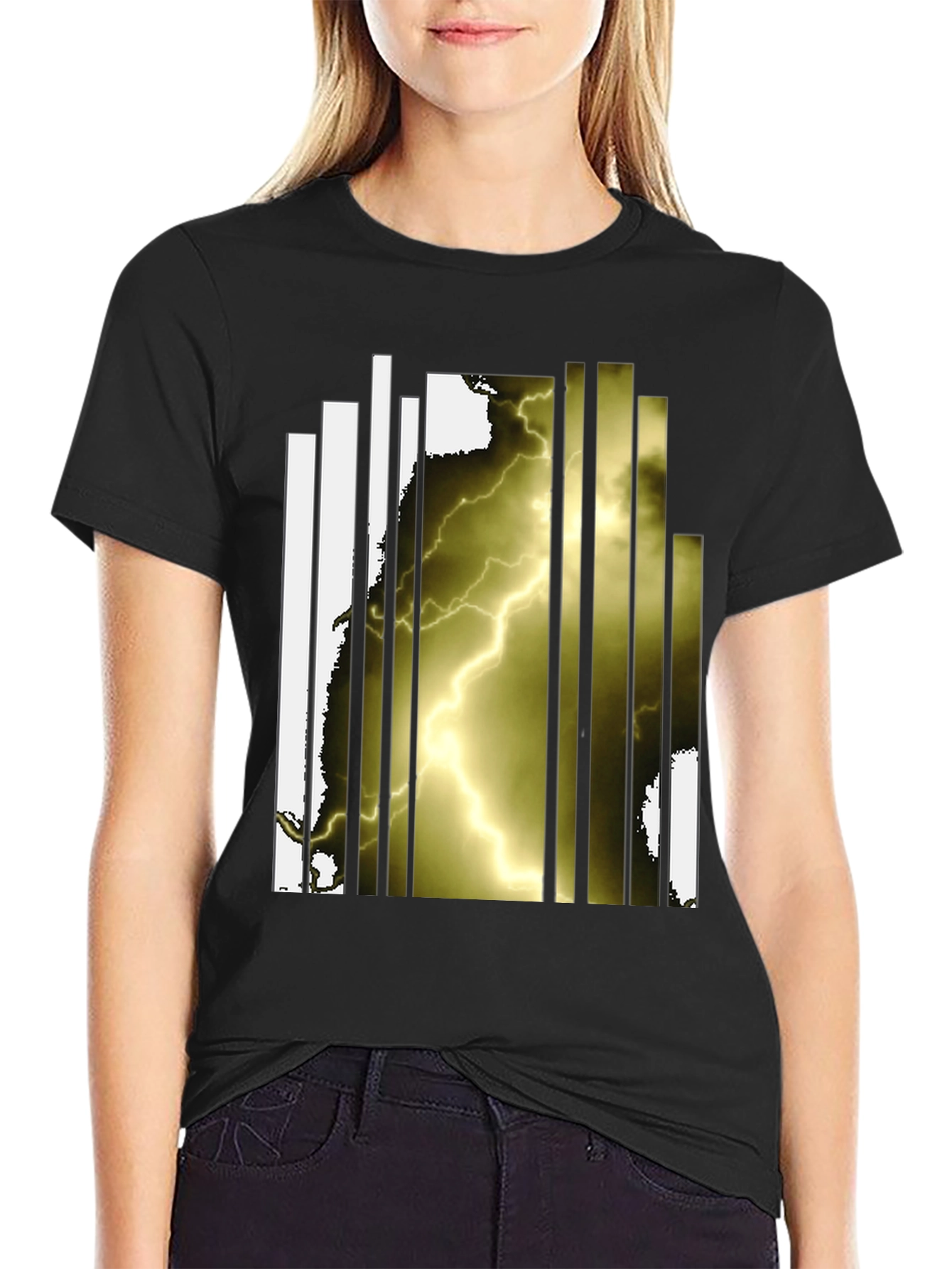 Lightning Graphic Black T-Shirt - Modern Design