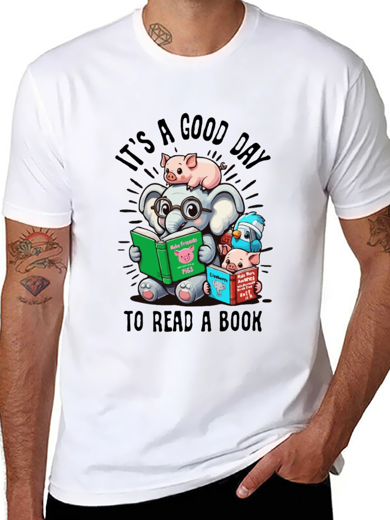 Cute Animals Reading Books T-Shirt