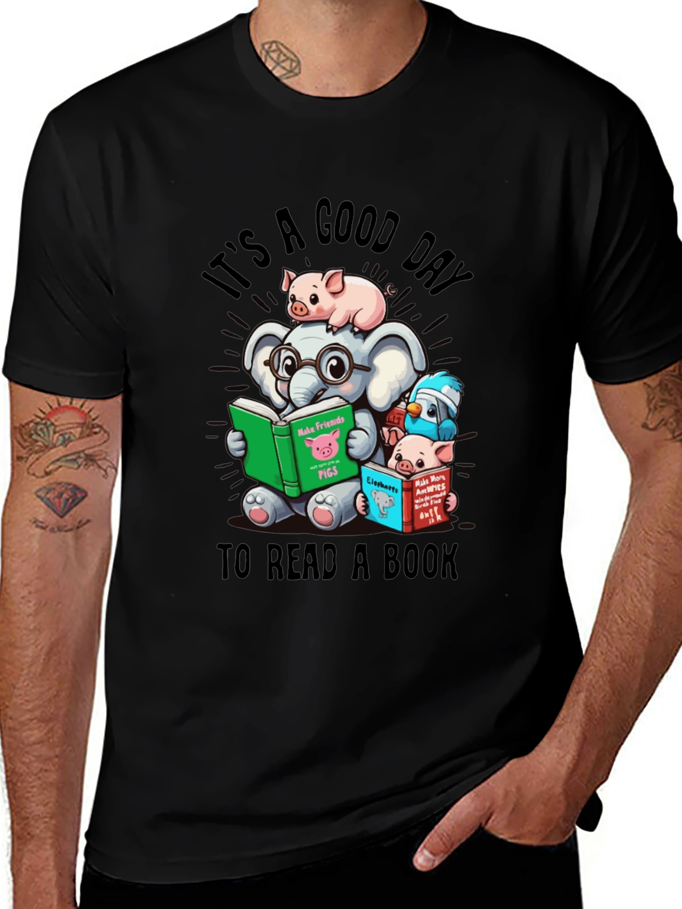Cute Animals Reading Books T-Shirt