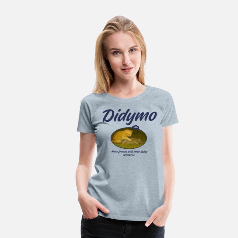 Humorous Cat Mouse Friendship Design