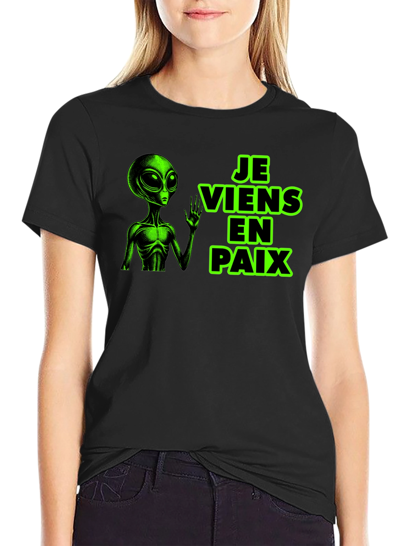 Je Viens En Paix Alien Graphic Tee